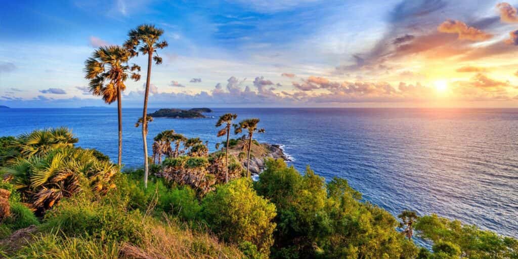 the famous places in phuket
