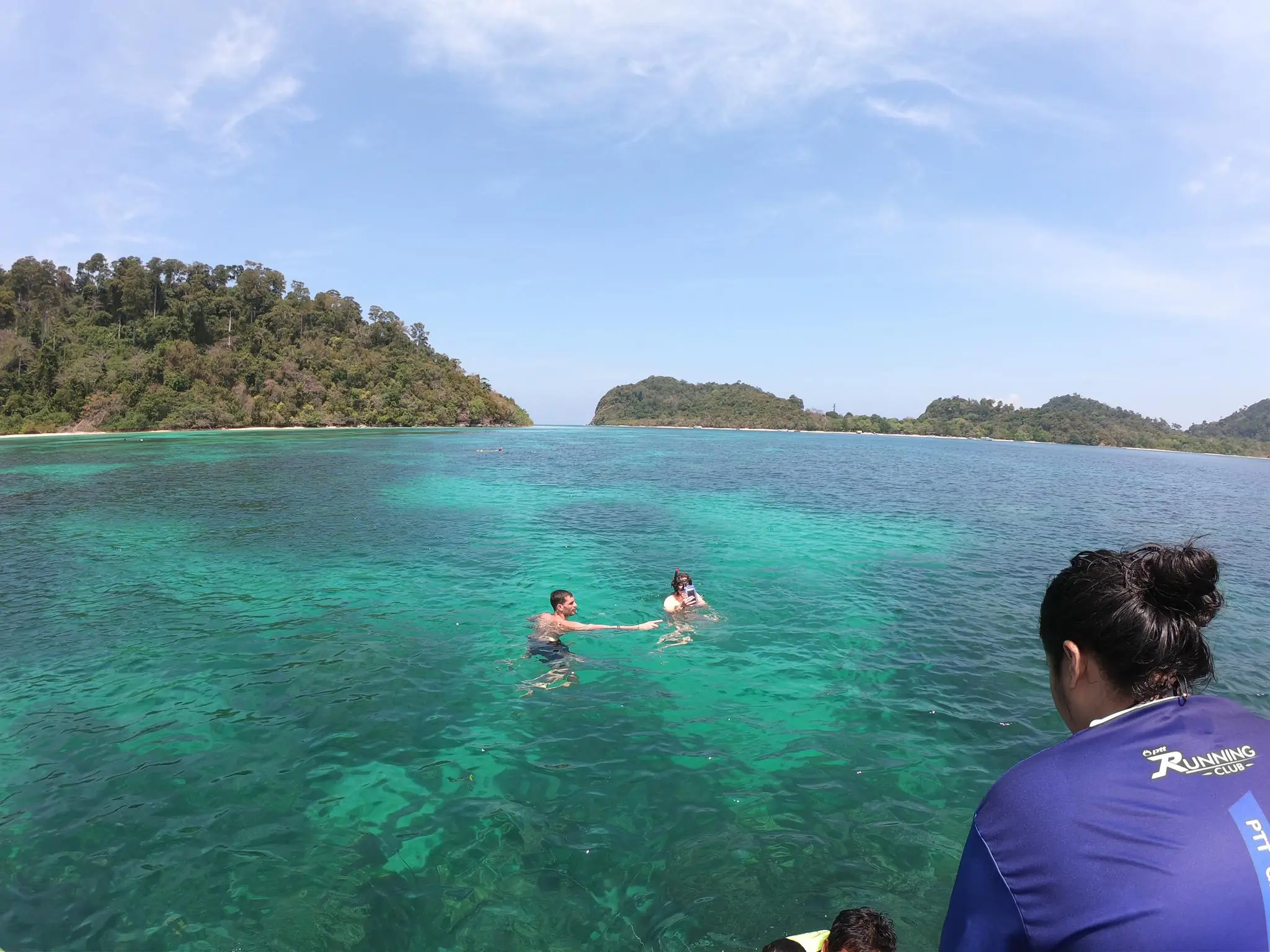 Snorkeling Rok Haa Island