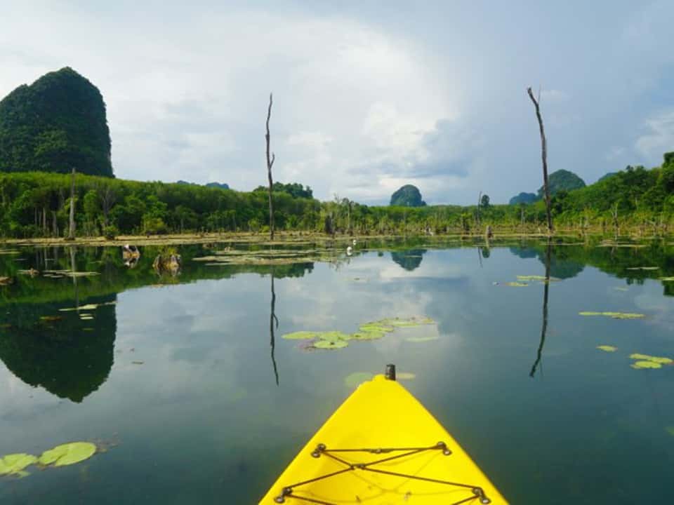 Kayaking at Klongnongtale
