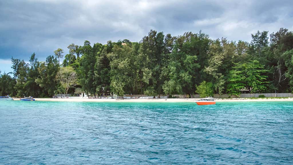 4 Islands and Emerald Cave