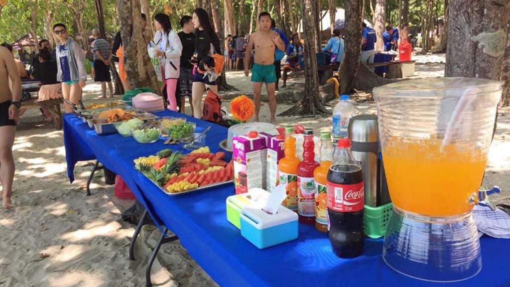 Snorkeling Rok and Haa Island
