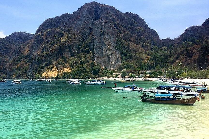 Phi Phi Island Snorkeling Tour From Phuket By Big Boat