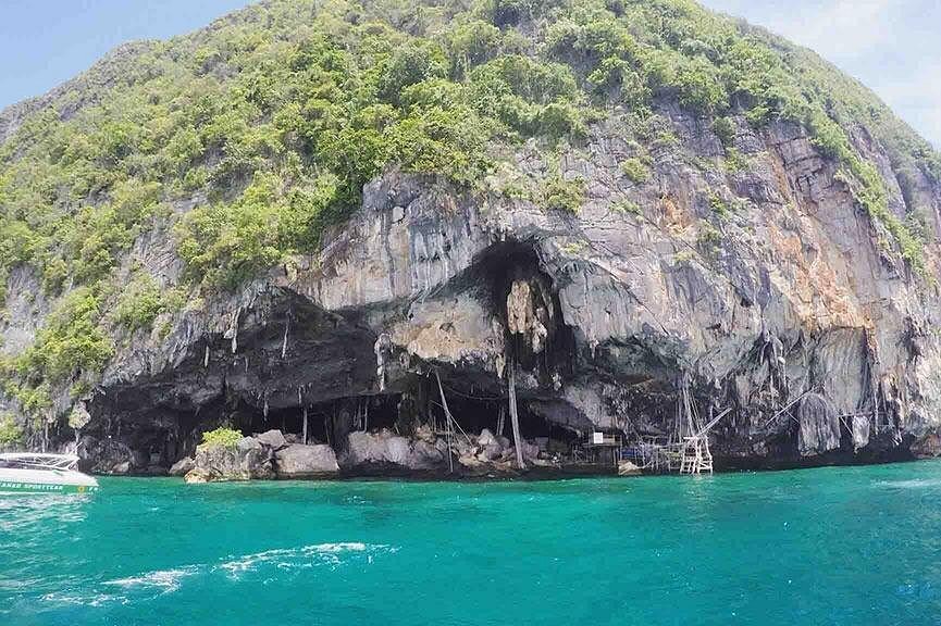 Phi Phi Island Snorkeling Tour From Phuket By Big Boat