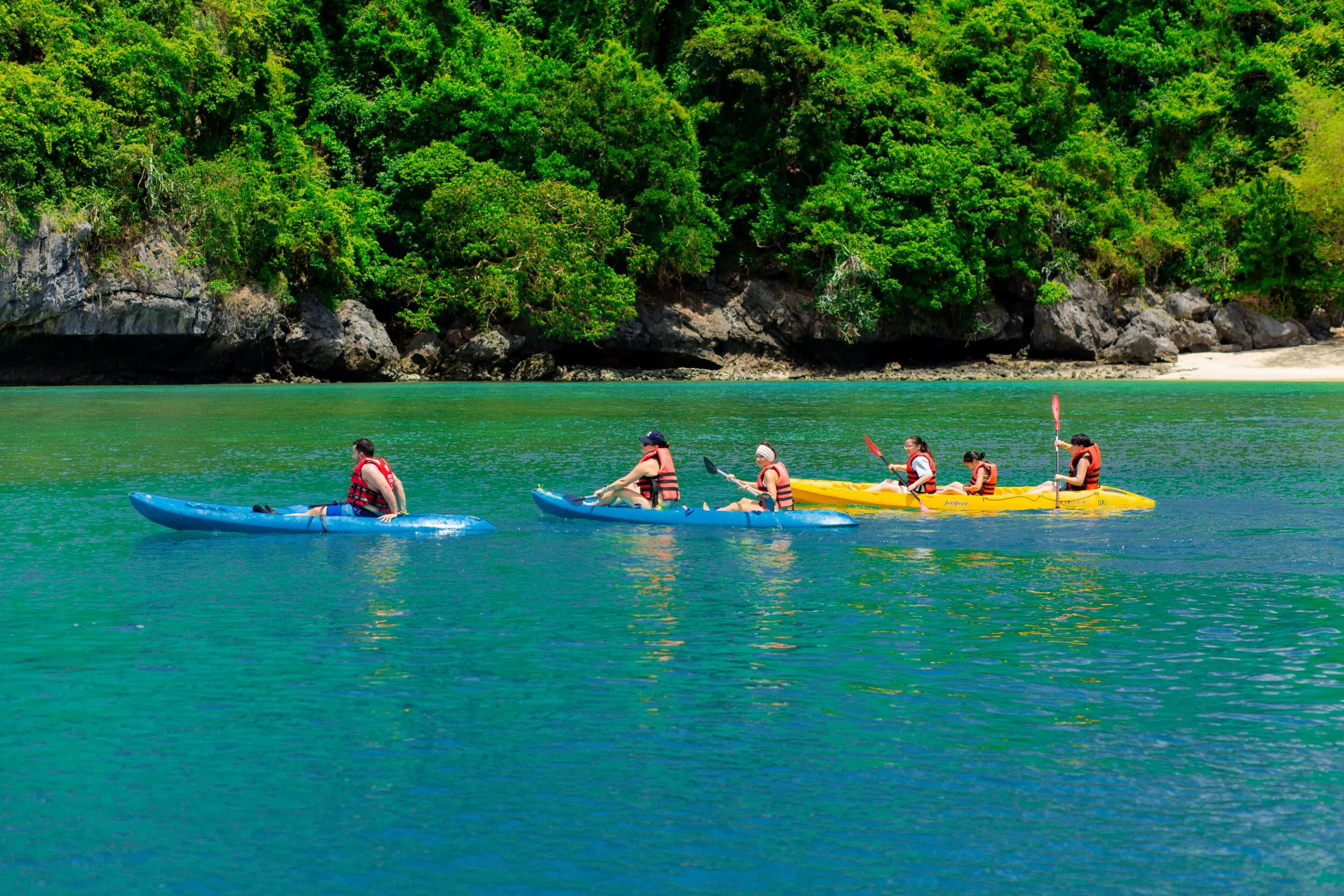 Sea Kayaking at Ang Thong Marine Park Tour From Koh Samui