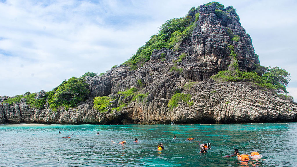 Rok and Haa Islands tour from Phuket