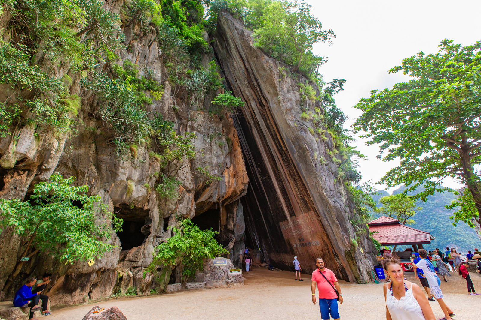 James Bond Island Famous Canoe Tour by Speedboat