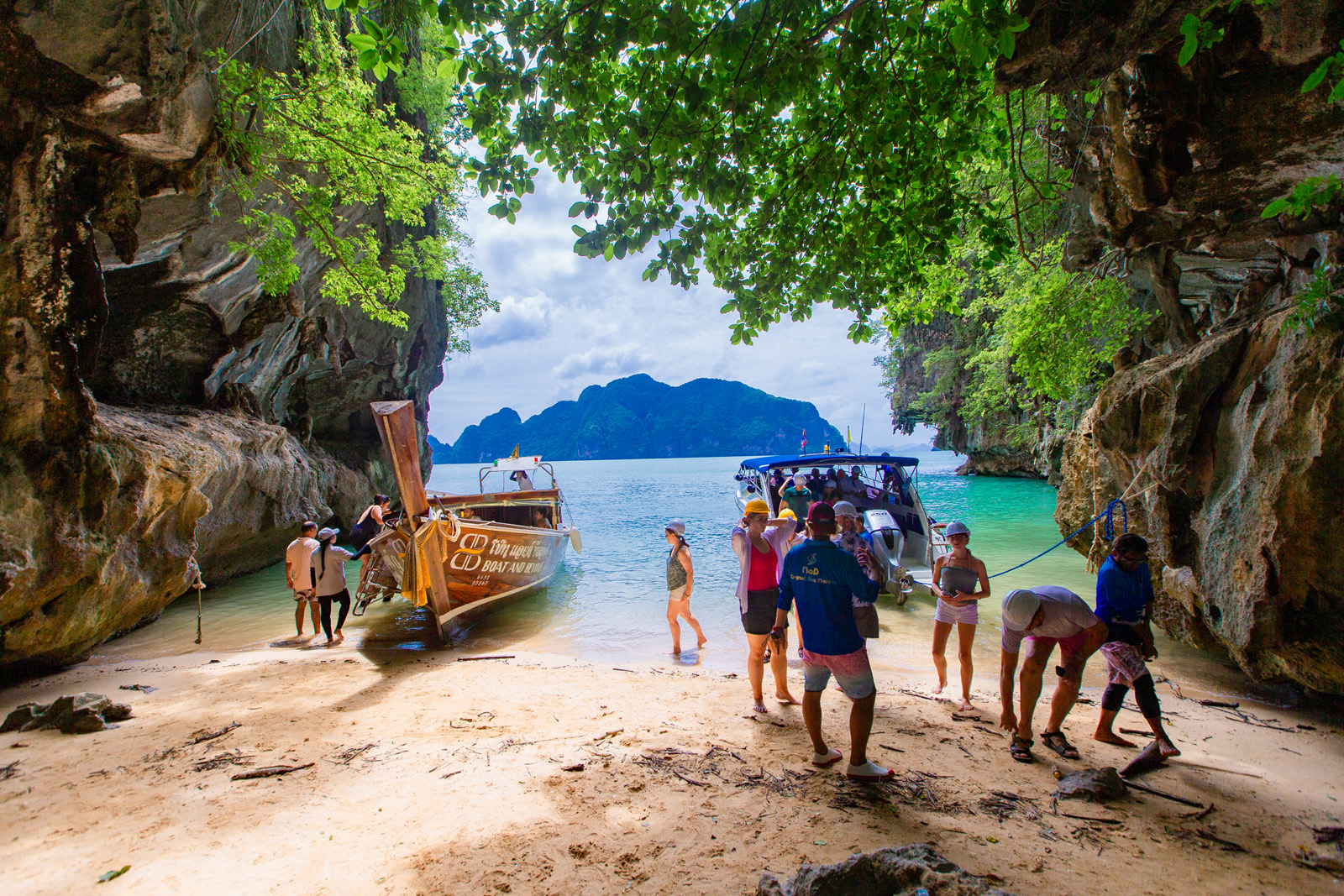 James Bond Island Famous Canoe Tour by Speedboat
