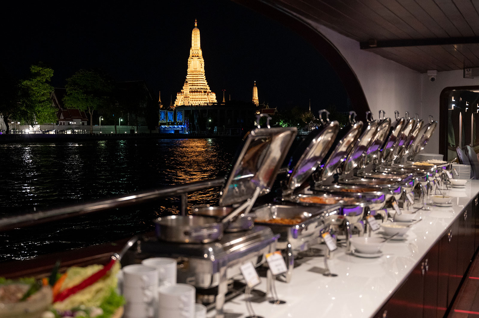 Wonderful Pearl Dinner Cruise Bangkok