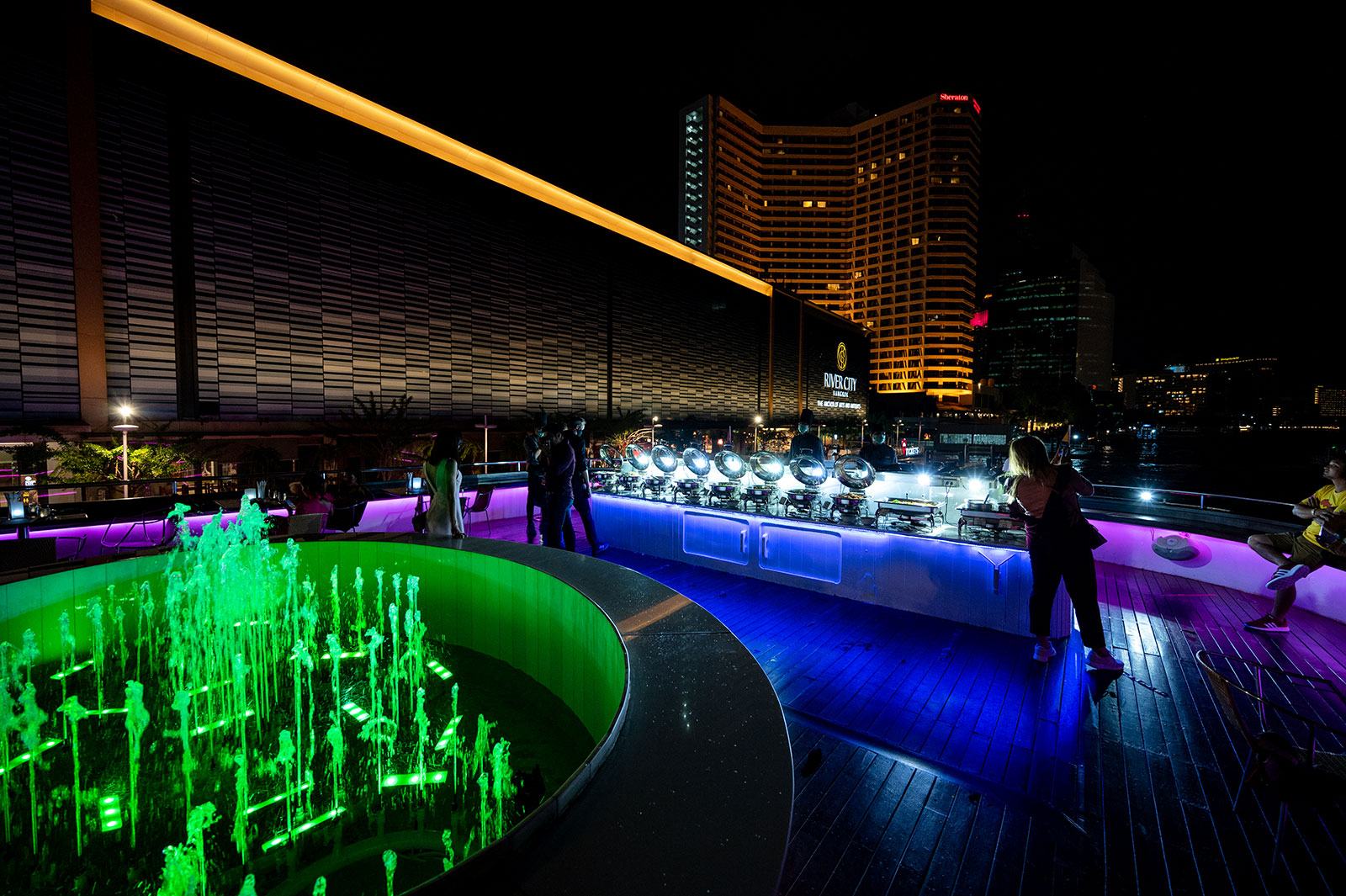 Wonderful Pearl Dinner Cruise Bangkok