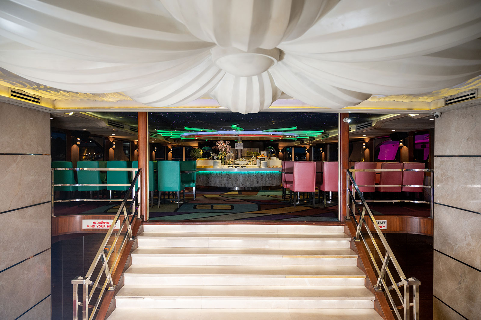 Wonderful Pearl Dinner Cruise Bangkok