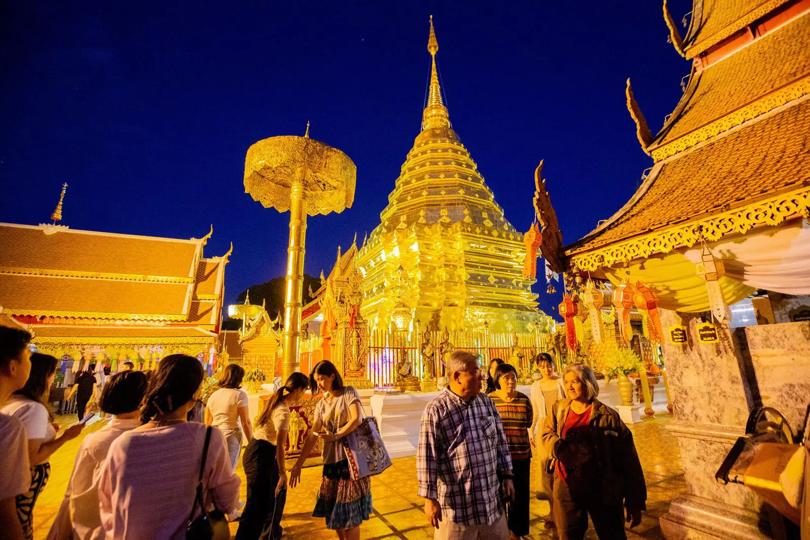 doi suthep night tour