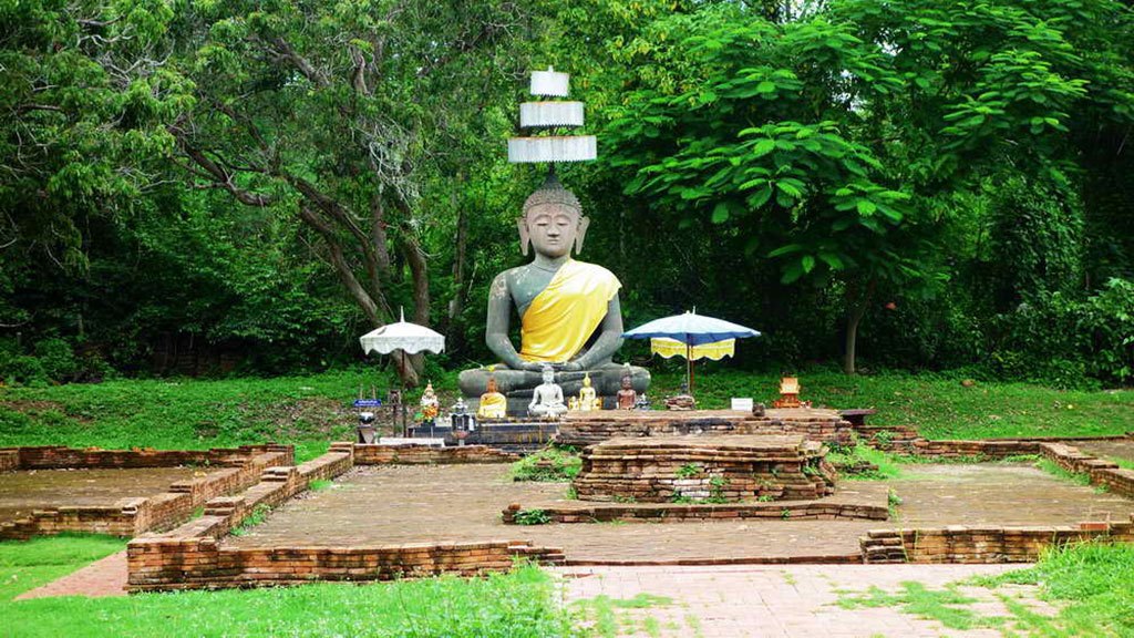 wiang kum kam, cycling, temple village, chiang mai