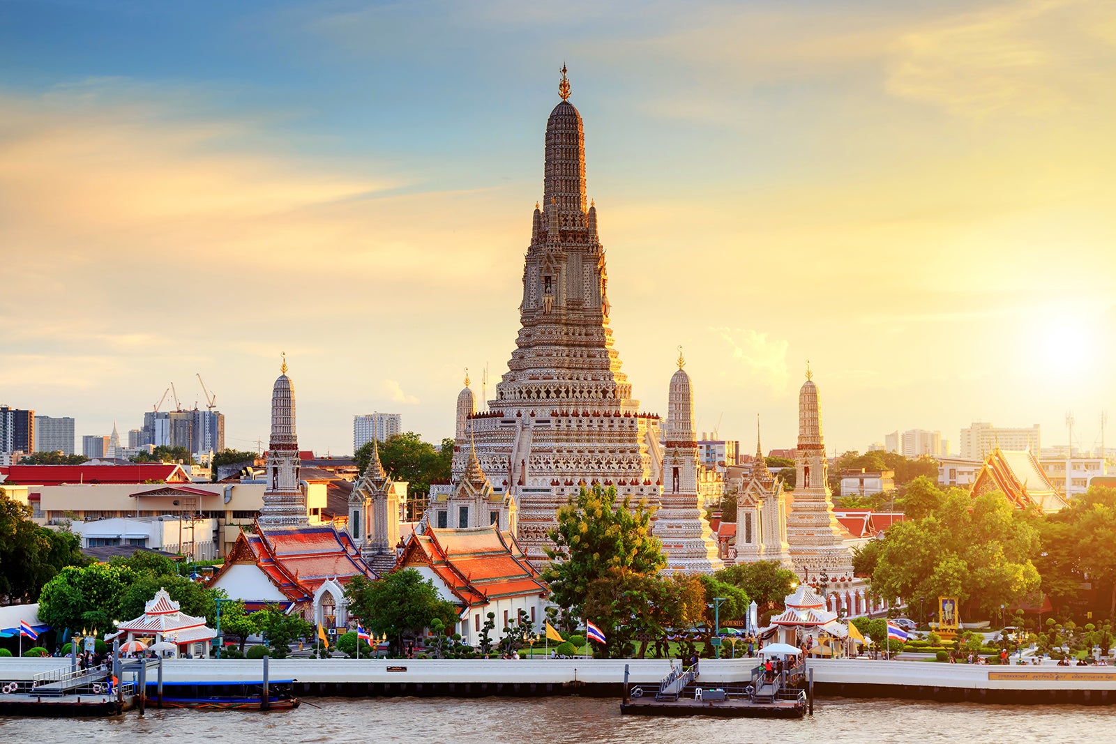 Wat Arun Ratchawararam Ratchawaramahawihan