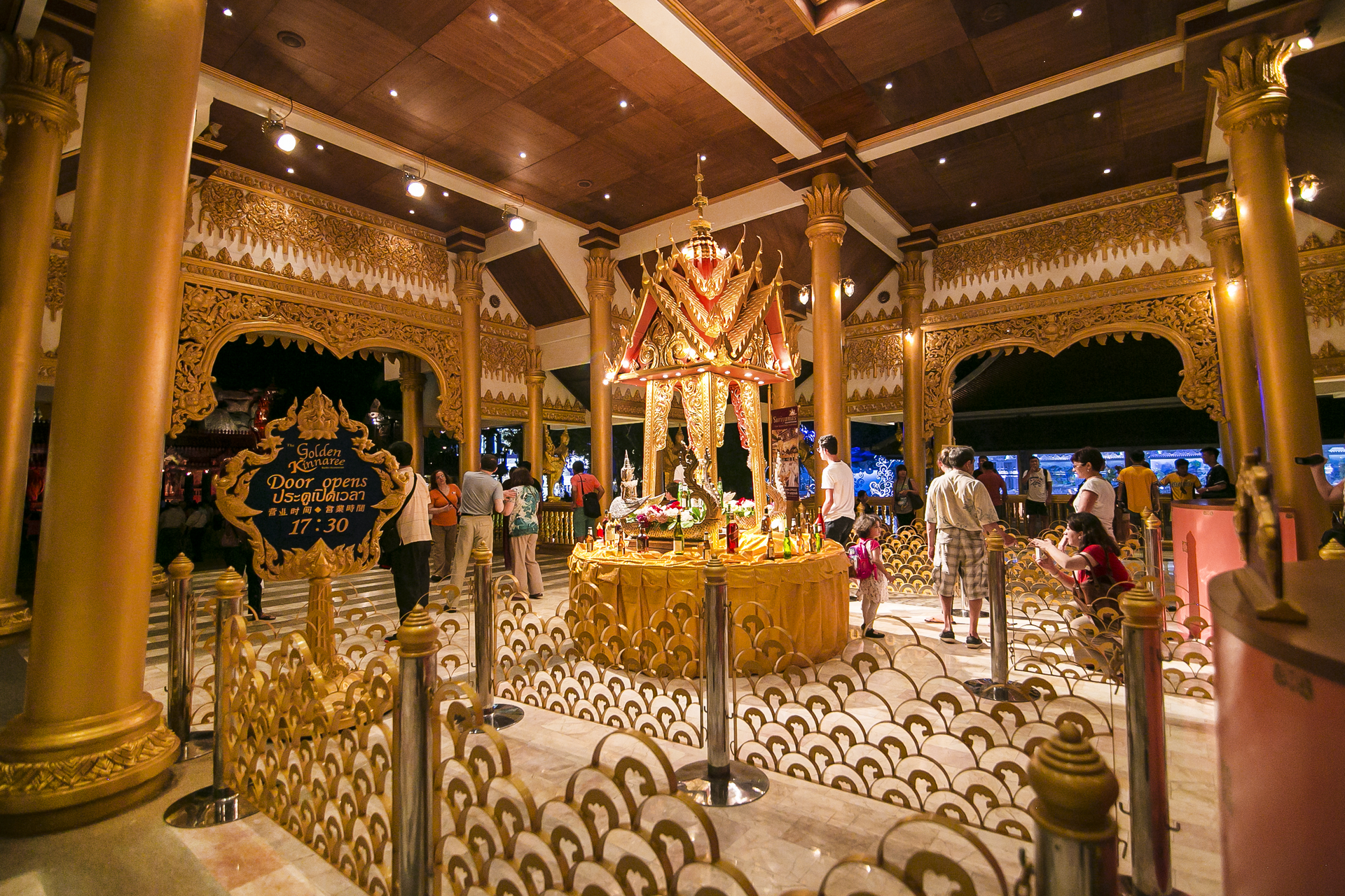 Phuket FantaSea ticket with dinner and transfer