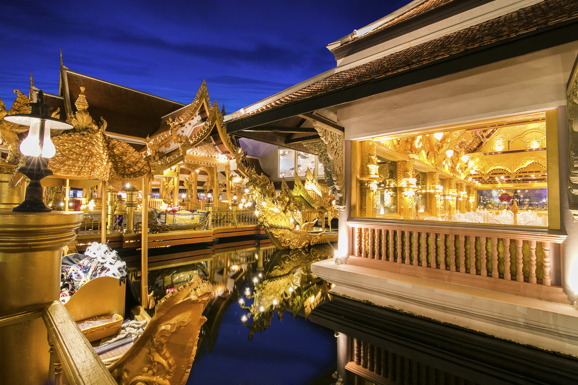 Phuket FantaSea ticket with dinner and transfer