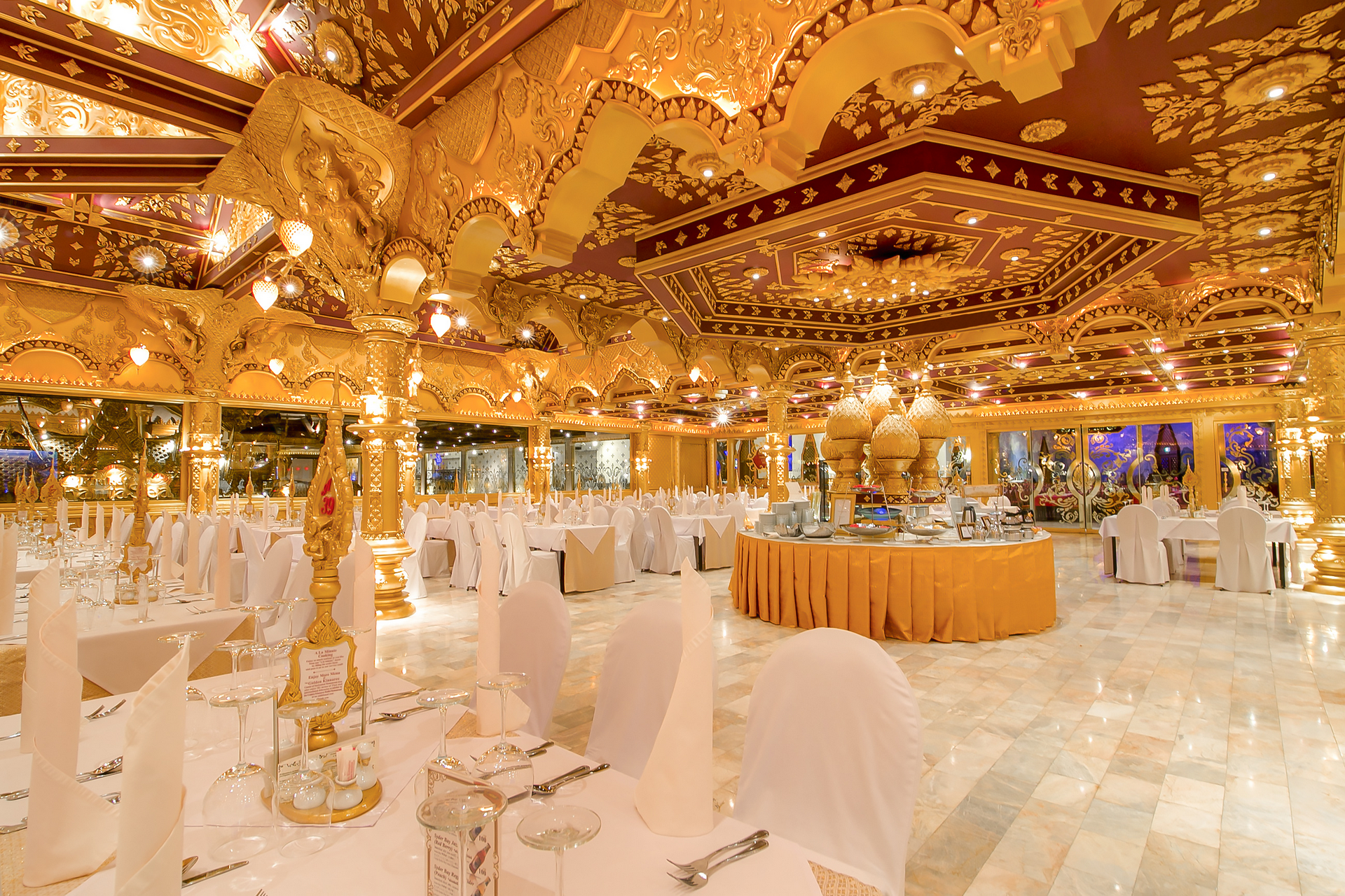 Phuket-FantaSea-Show-Admission-Ticket-With-Dinner-and-Transfer