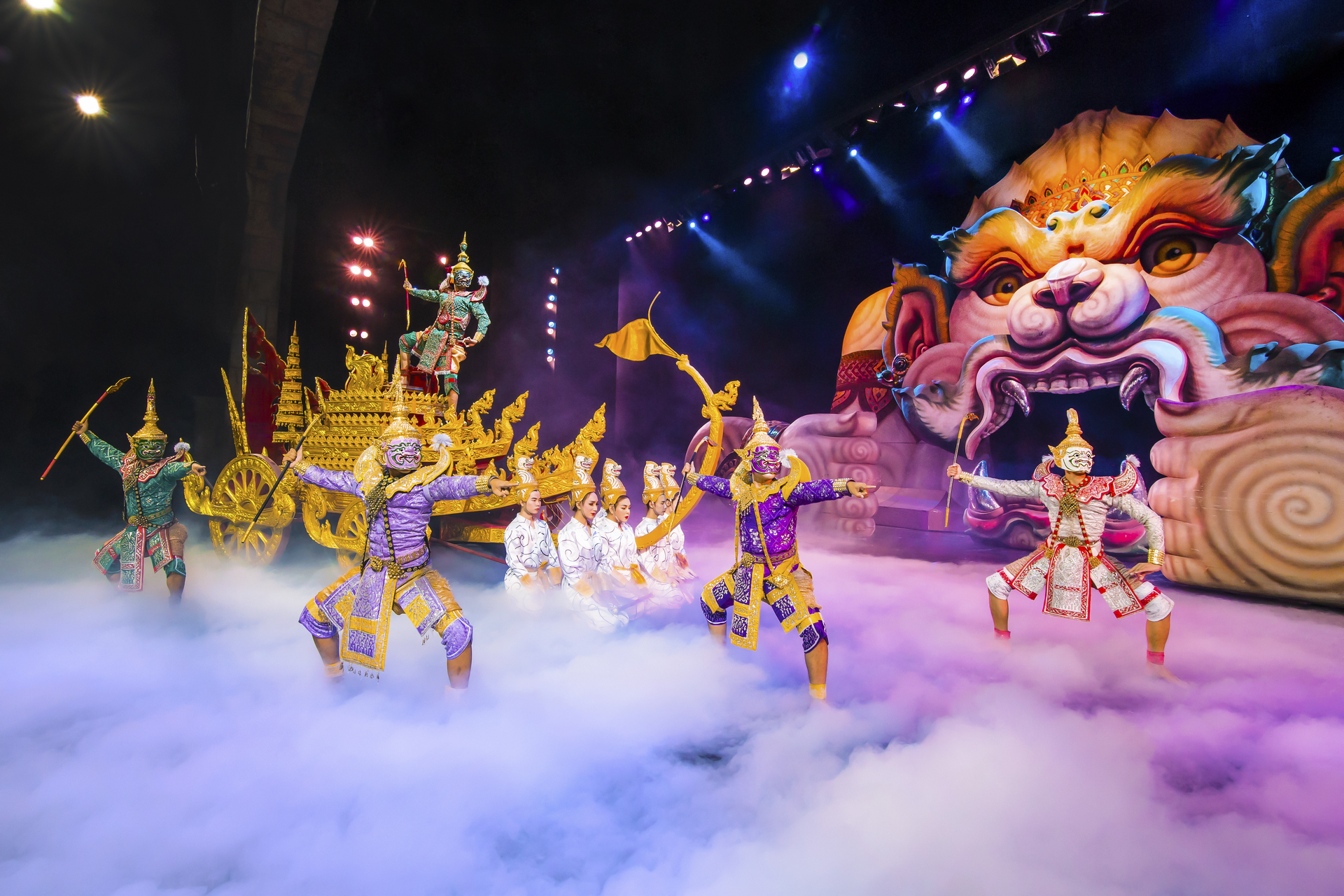 Phuket-FantaSea-Show-Admission-Ticket-With-Dinner-and-Transfer