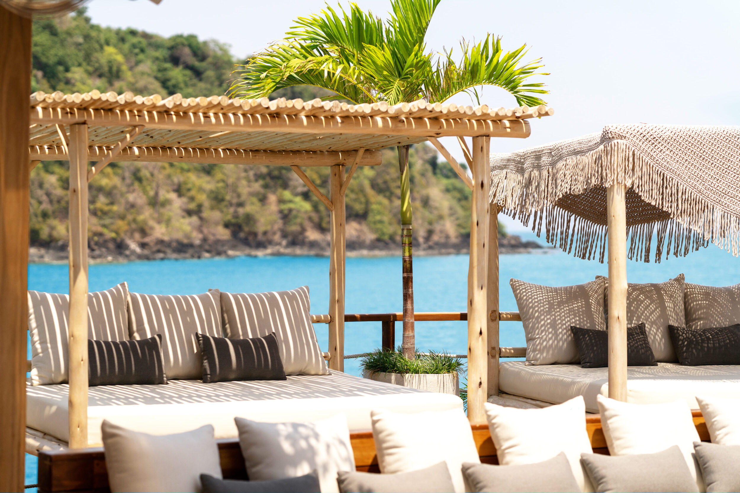 YONA-Day-Pass-Ticket-Experience-Phuket-in-a-Cruise-Beach-Club