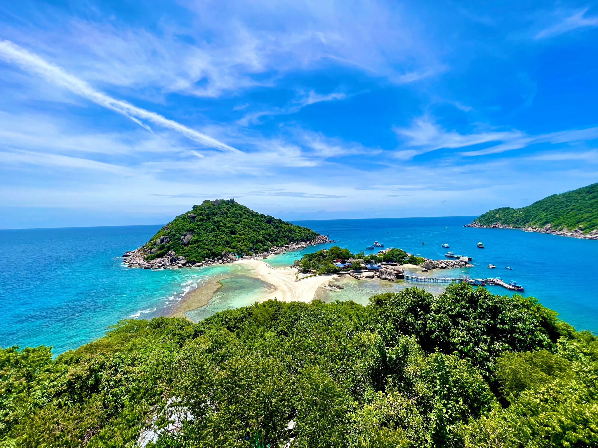 Koh Tao snorkeling wooden boat tour