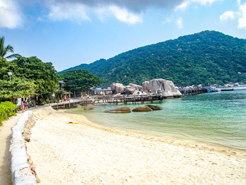 Koh Tao snorkeling wooden boat tour