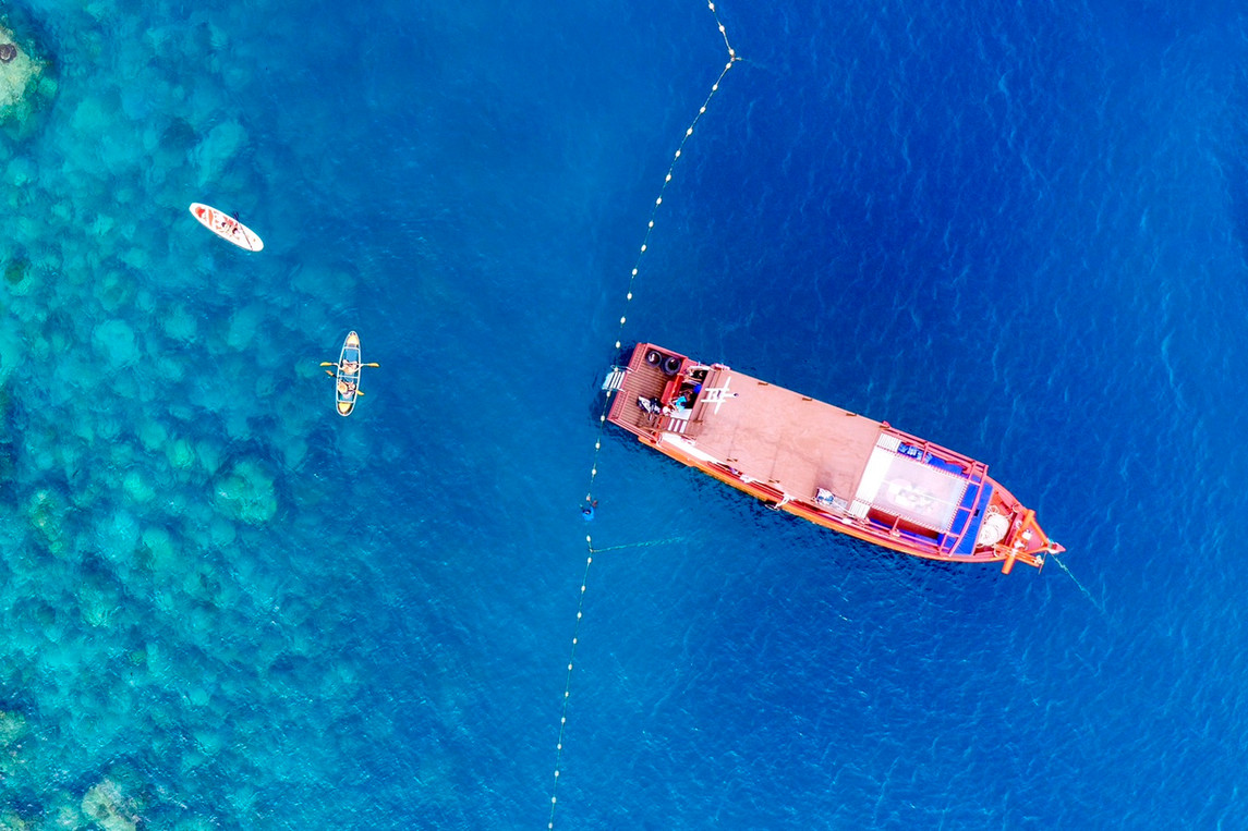 Koh Tao snorkeling wooden boat tour
