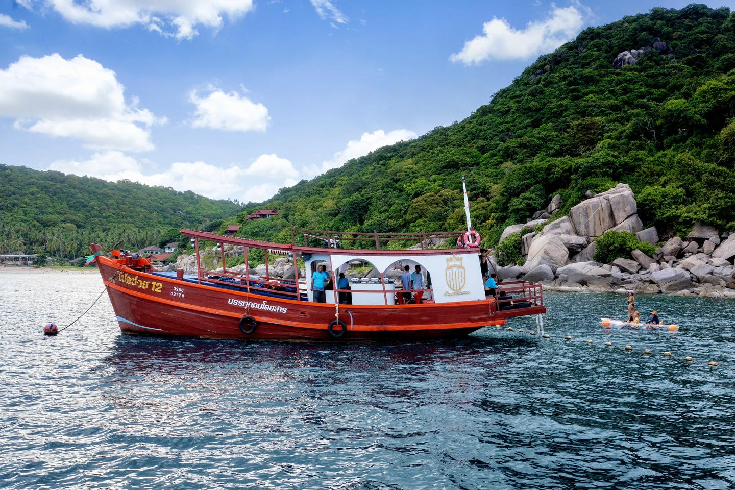 Koh Tao snorkeling wooden boat tour