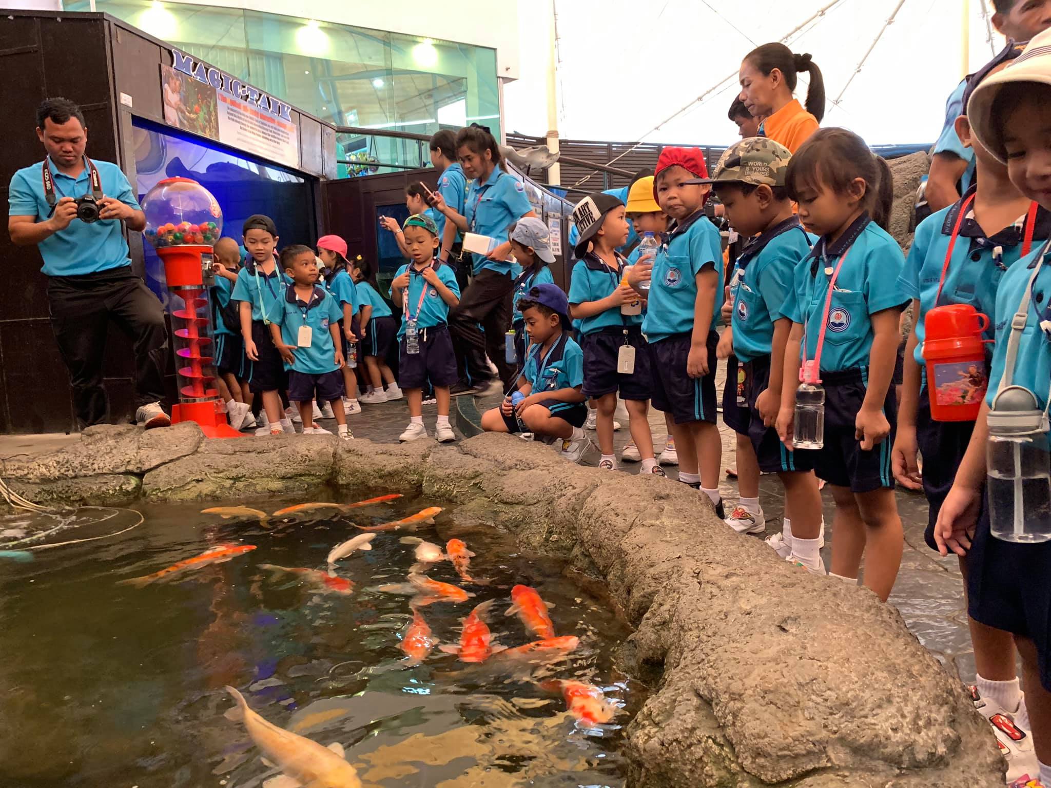 Underwater-World-Pattaya-Aquarium-Journey-Ticket