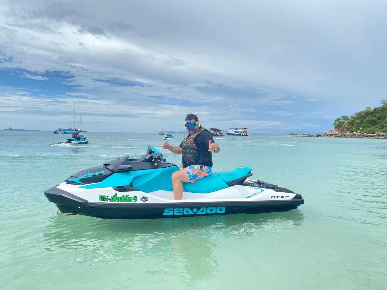 Private-Jet-Ski-Pattaya-3-Islands-Half-Day-with-Snorkeling26-scaled