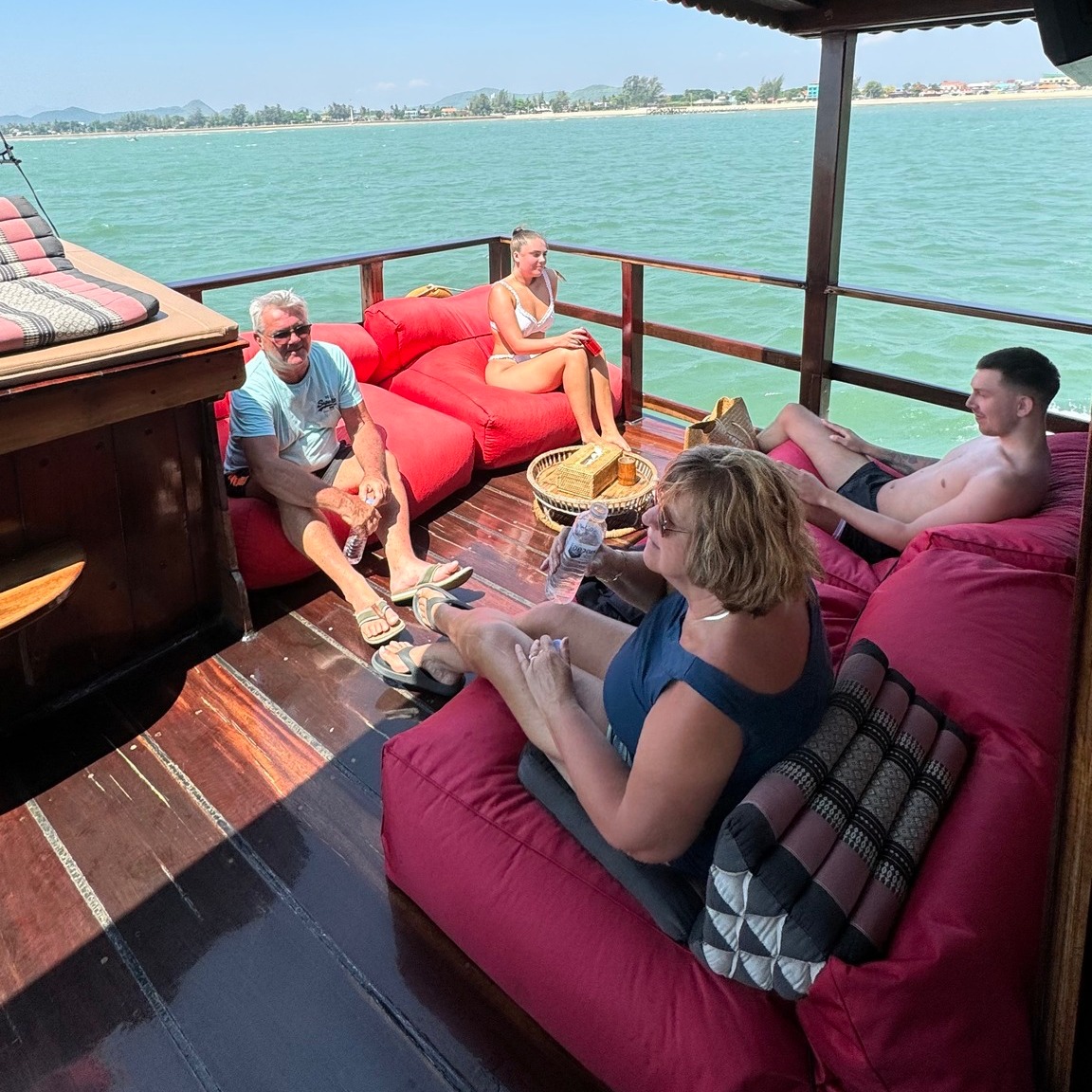 Hua Hin sunset dinner cruise
