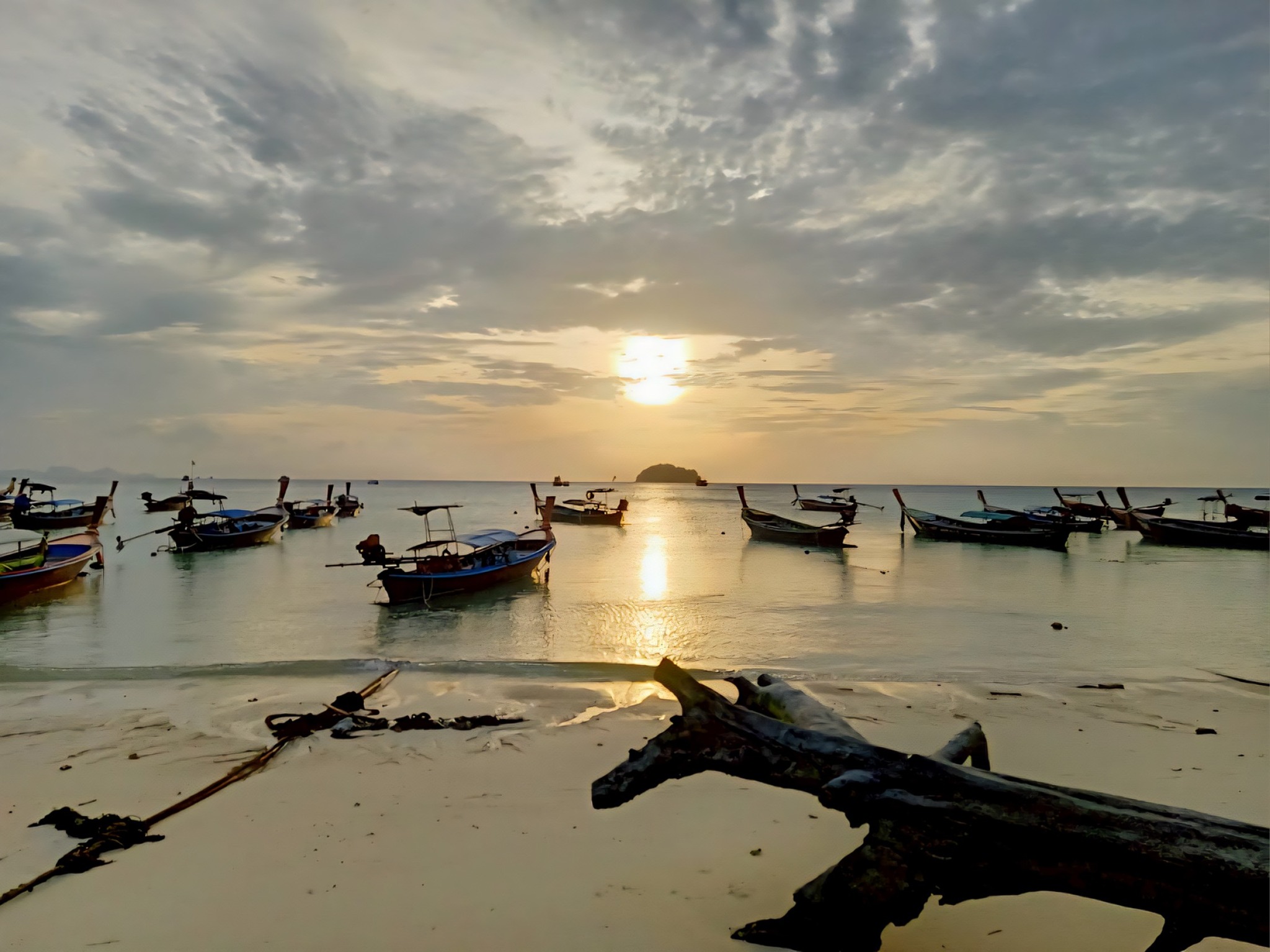 Koh Lipe 4 Islands Sunset Snorkeling Tour