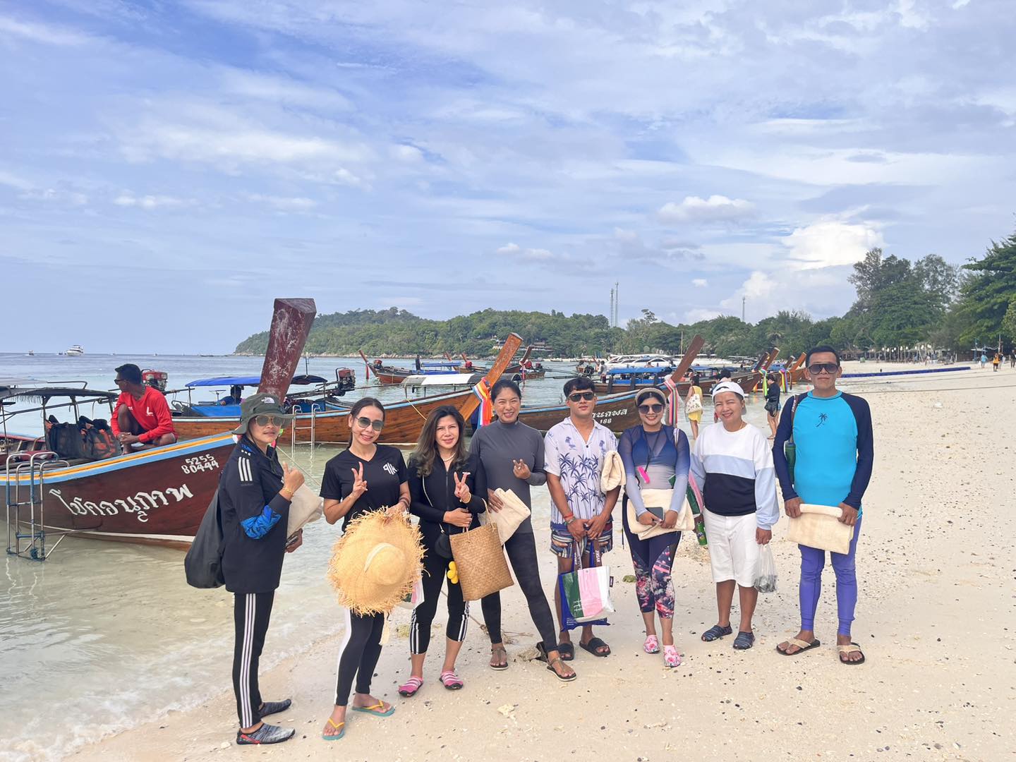 Koh Lipe 4 Islands Sunset Snorkeling Tour