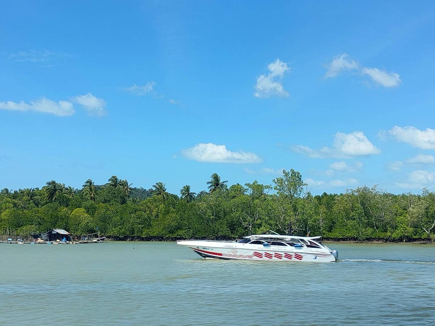 Koh Lipe to Hatyai transfer speedboat van