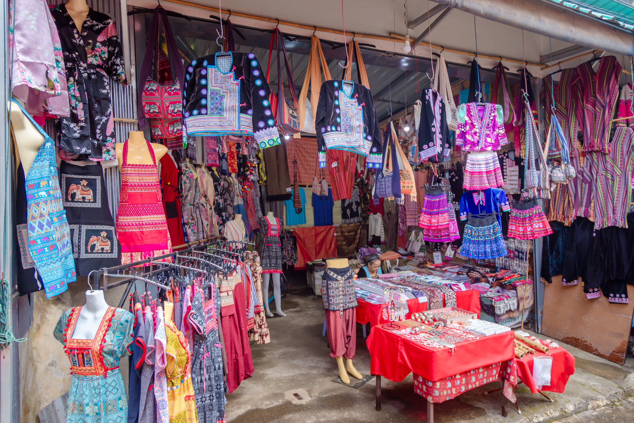 Doi Suthep Temple tour with Hmong Village