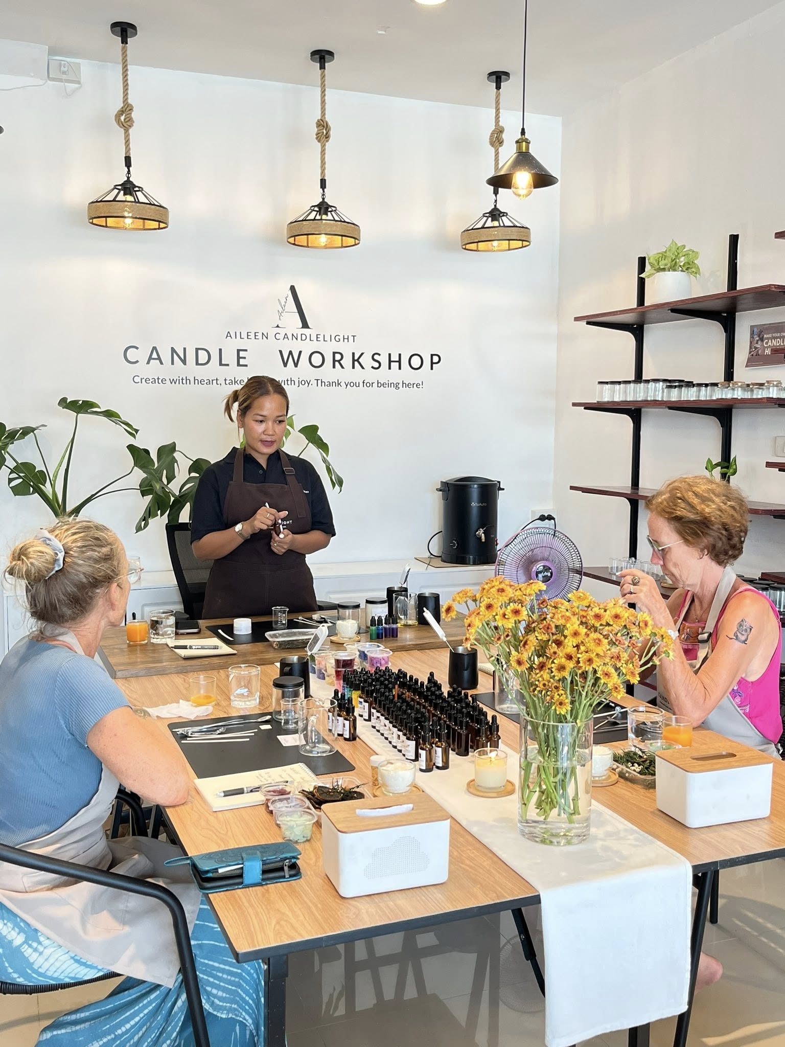 Krabi scented candle workshop