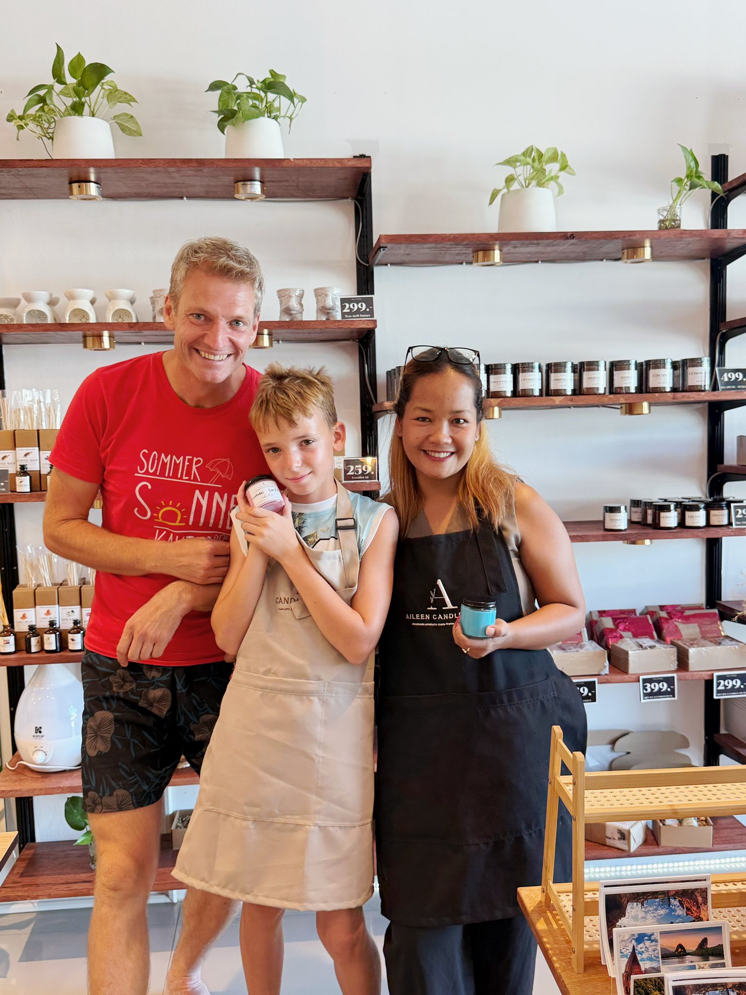 Krabi scented candle workshop