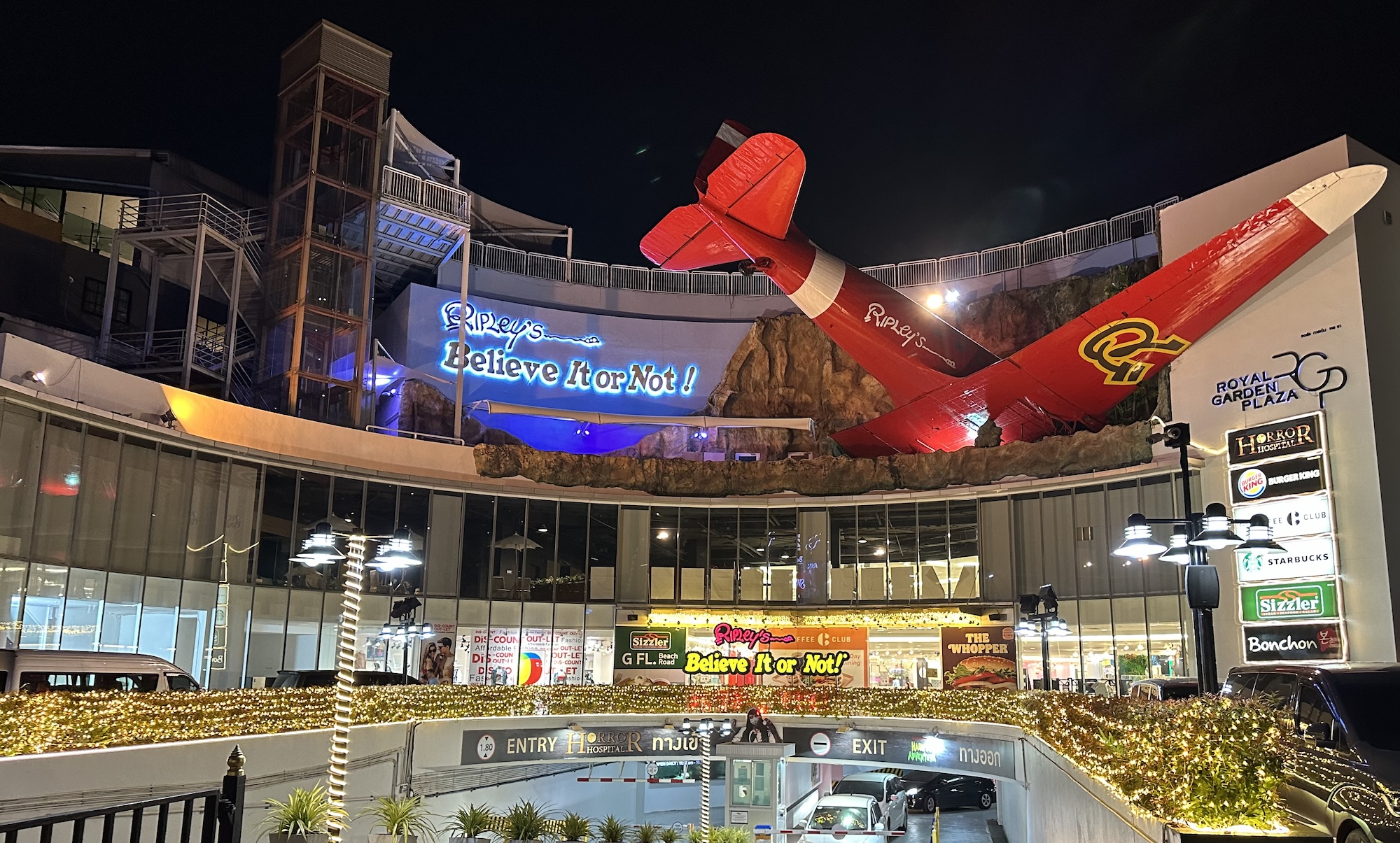 Pattaya city sightseeing bus tour