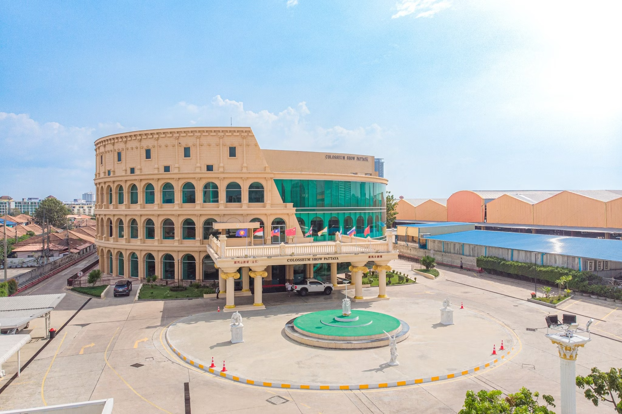 Pattaya city sightseeing bus tour