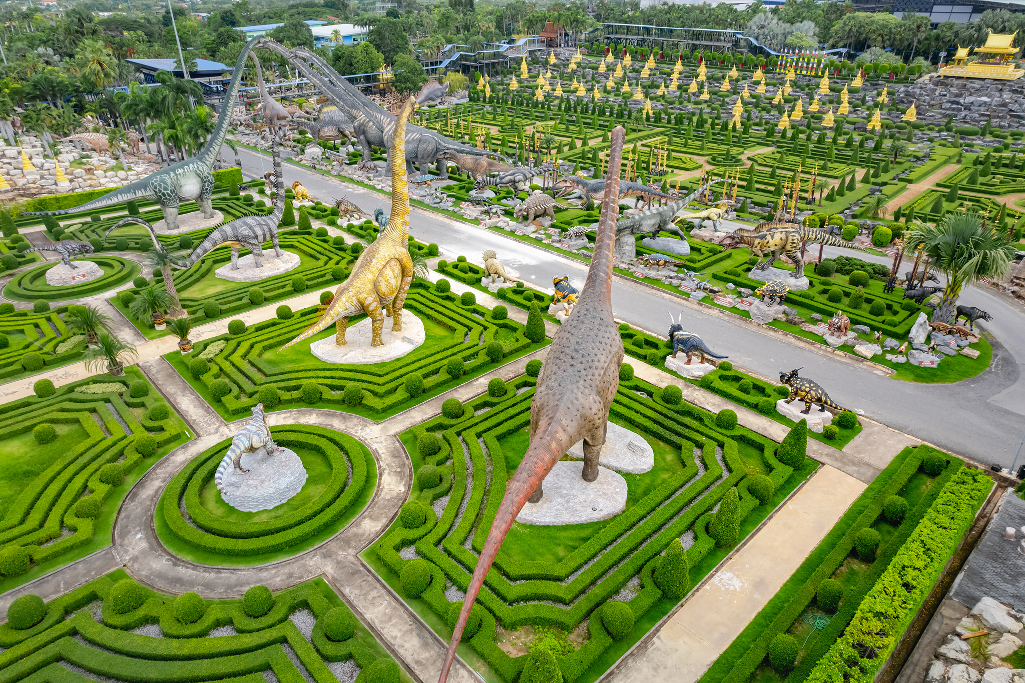 Pattaya city sightseeing bus tour