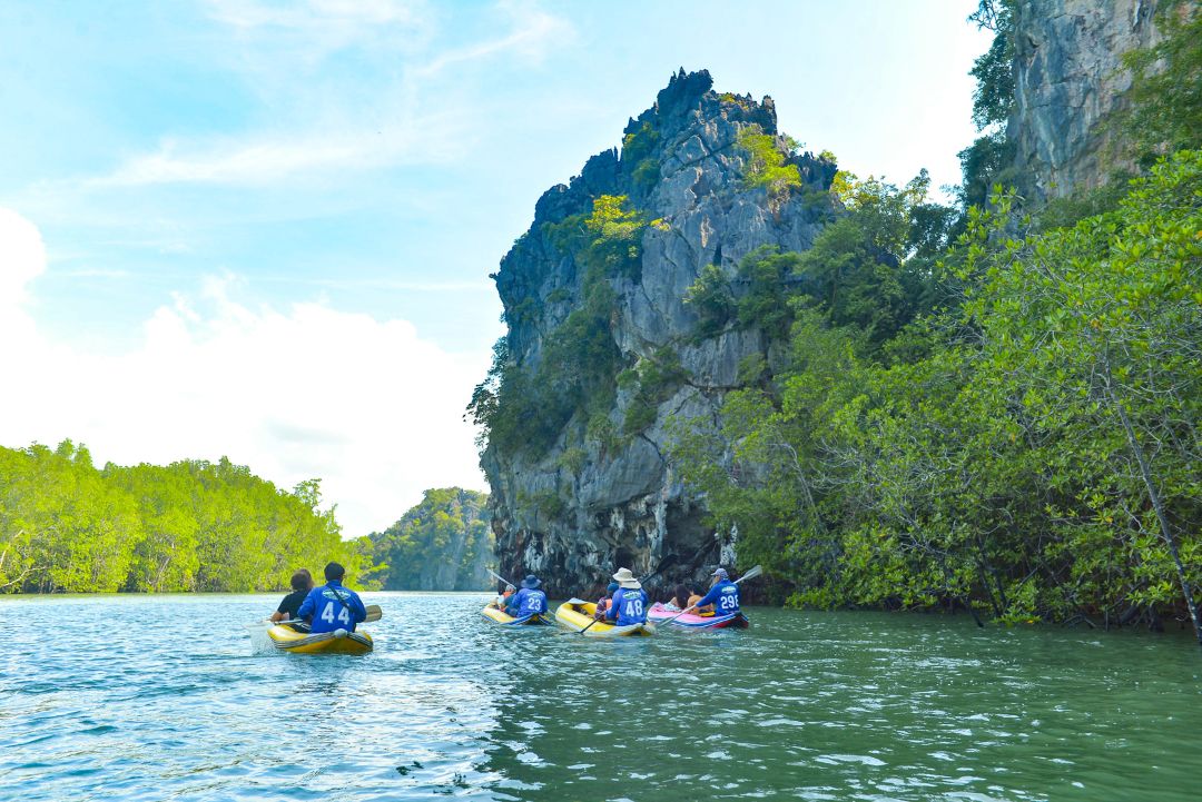 James Bond Island sea canoe tour from Khao Lak