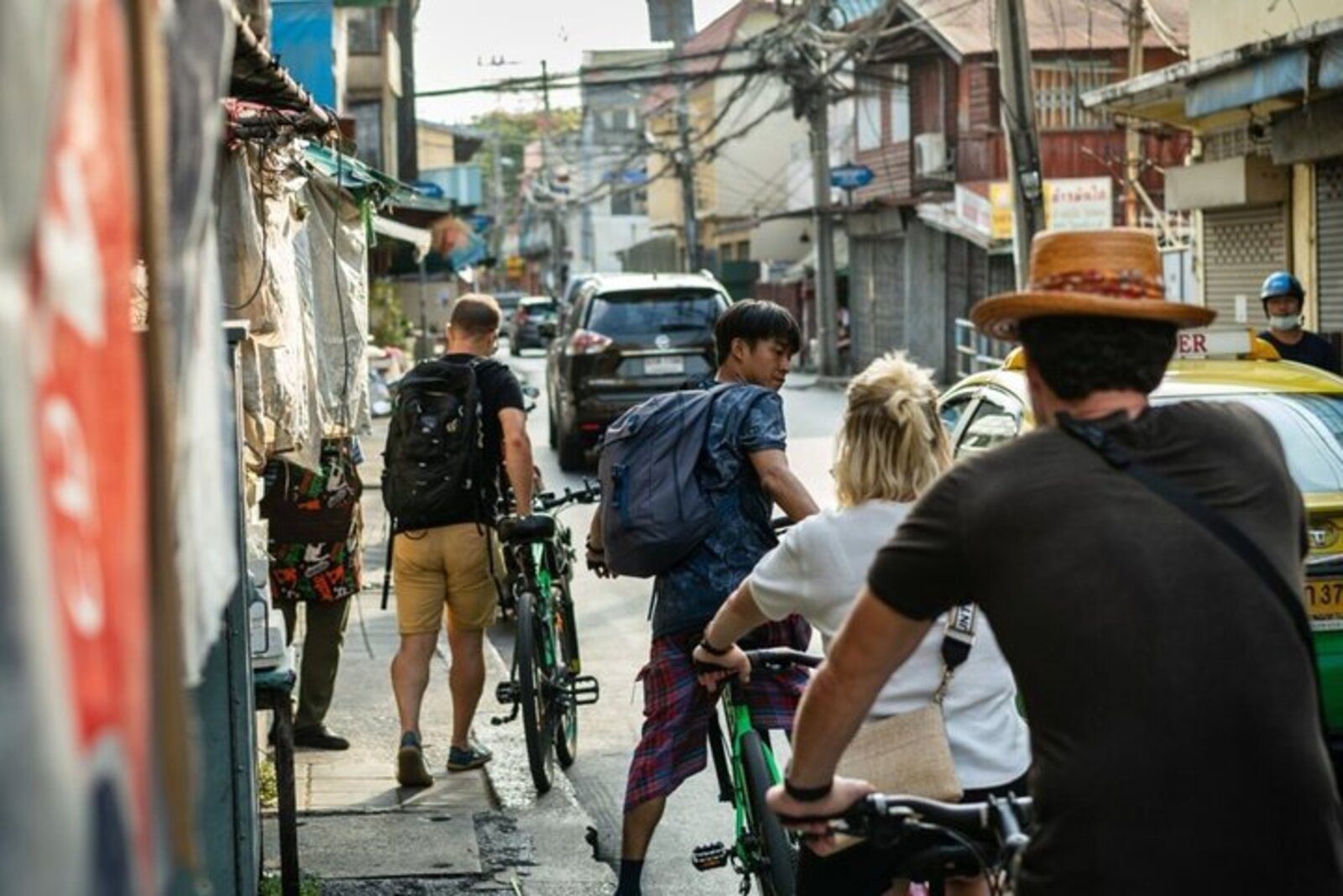 Bangkok bike street food tour