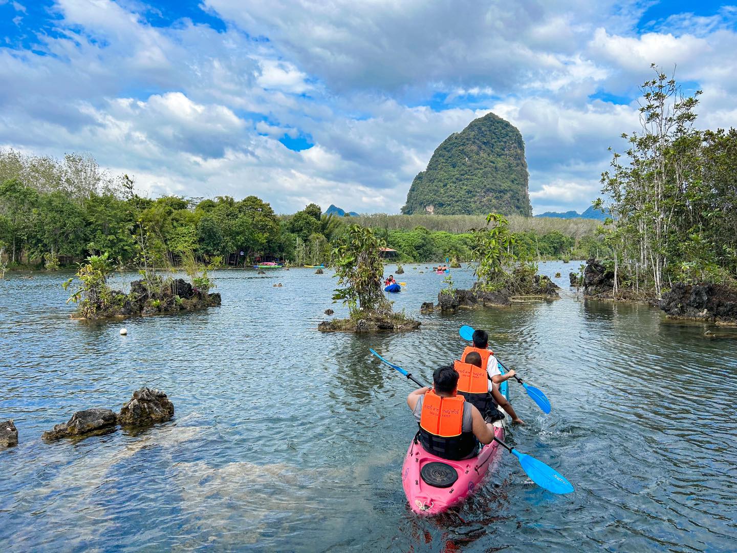Jurassic kayaking Krabi