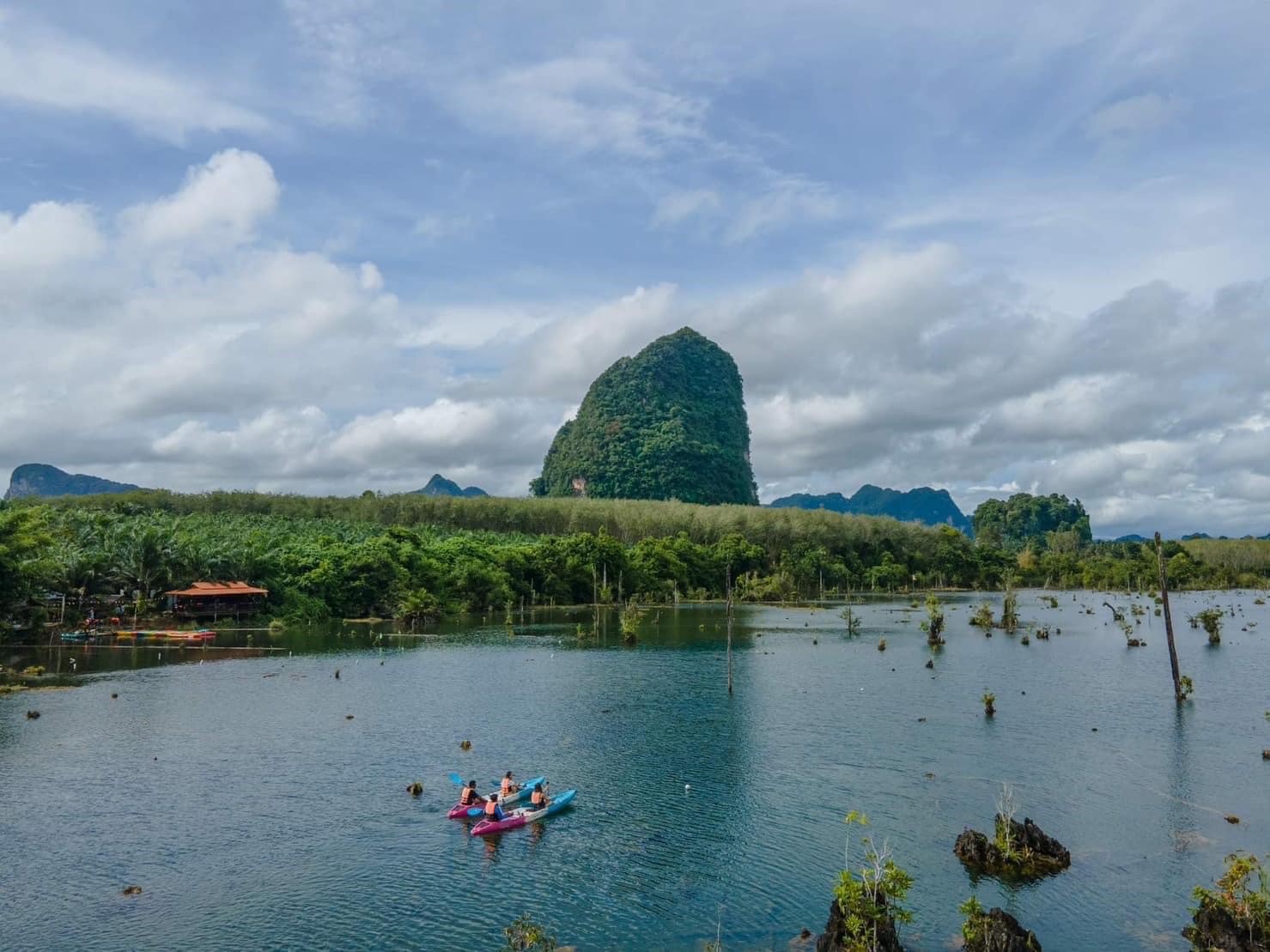 Jurassic kayaking Krabi