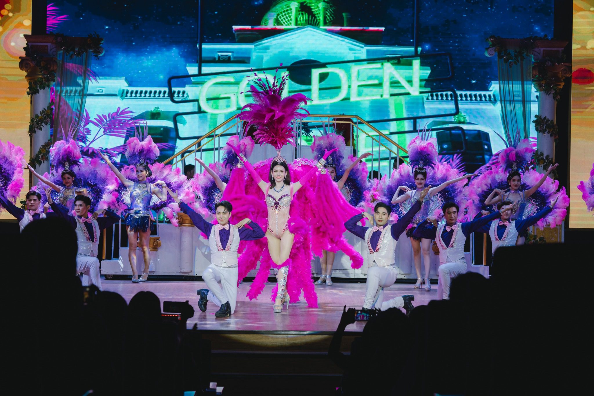 Golden Dome Cabaret Bangkok