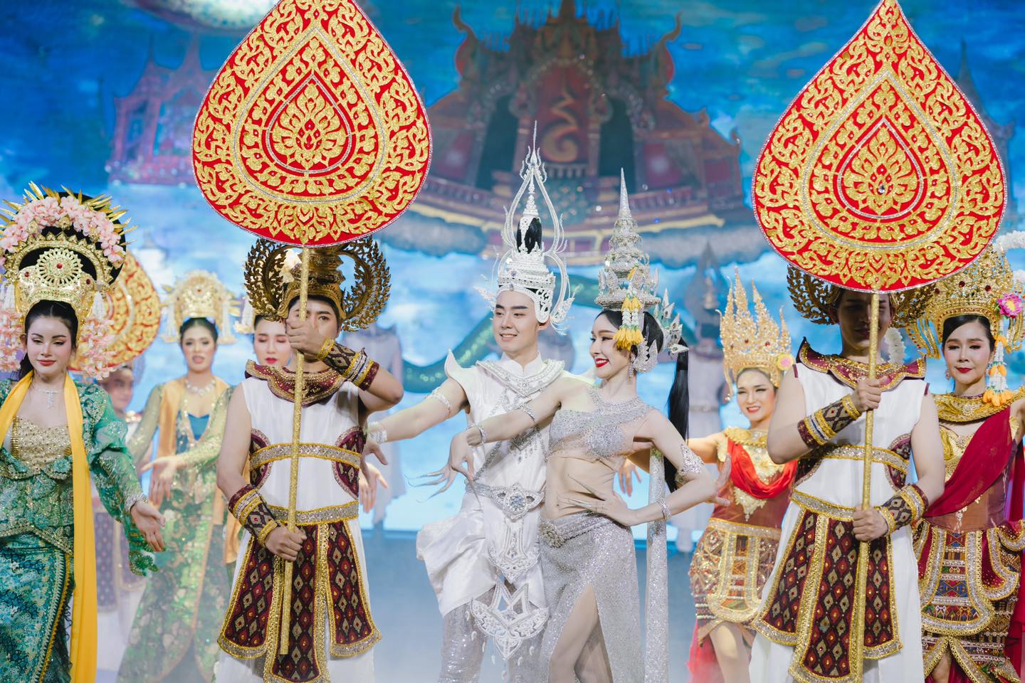 Golden Dome Cabaret Bangkok