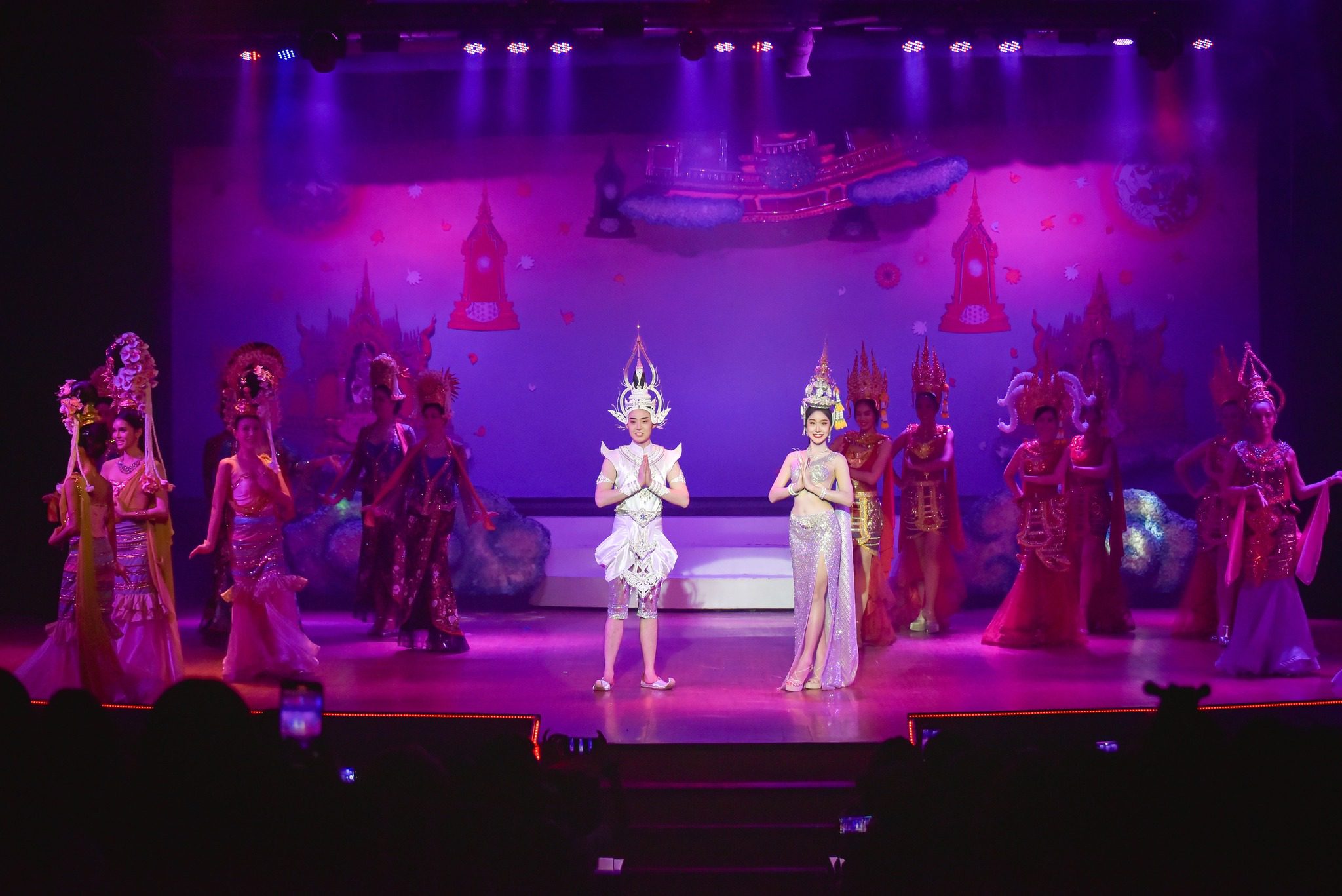 Golden Dome Cabaret Bangkok