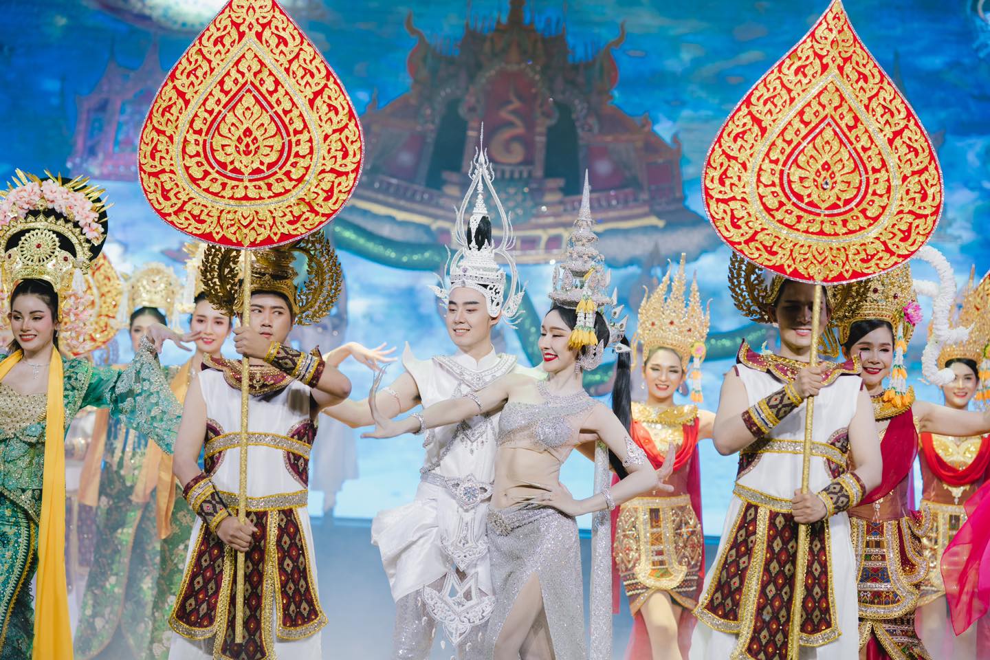 Golden Dome Cabaret Bangkok