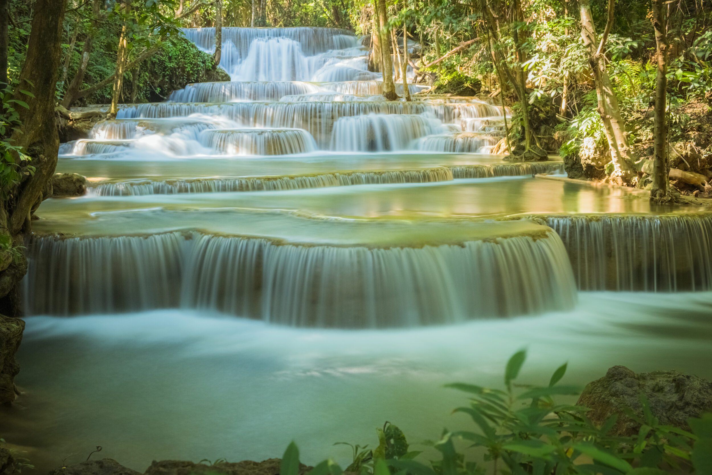 Lisa Huay Mae Khamin Waterfall