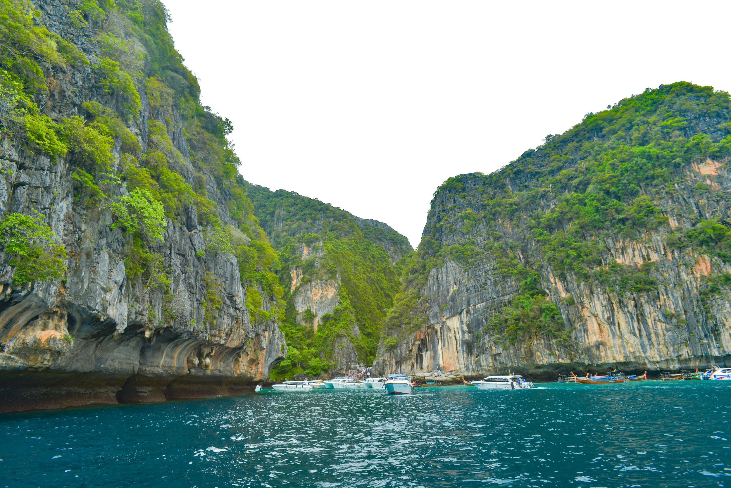 Lazy Phi Phi Catamaran