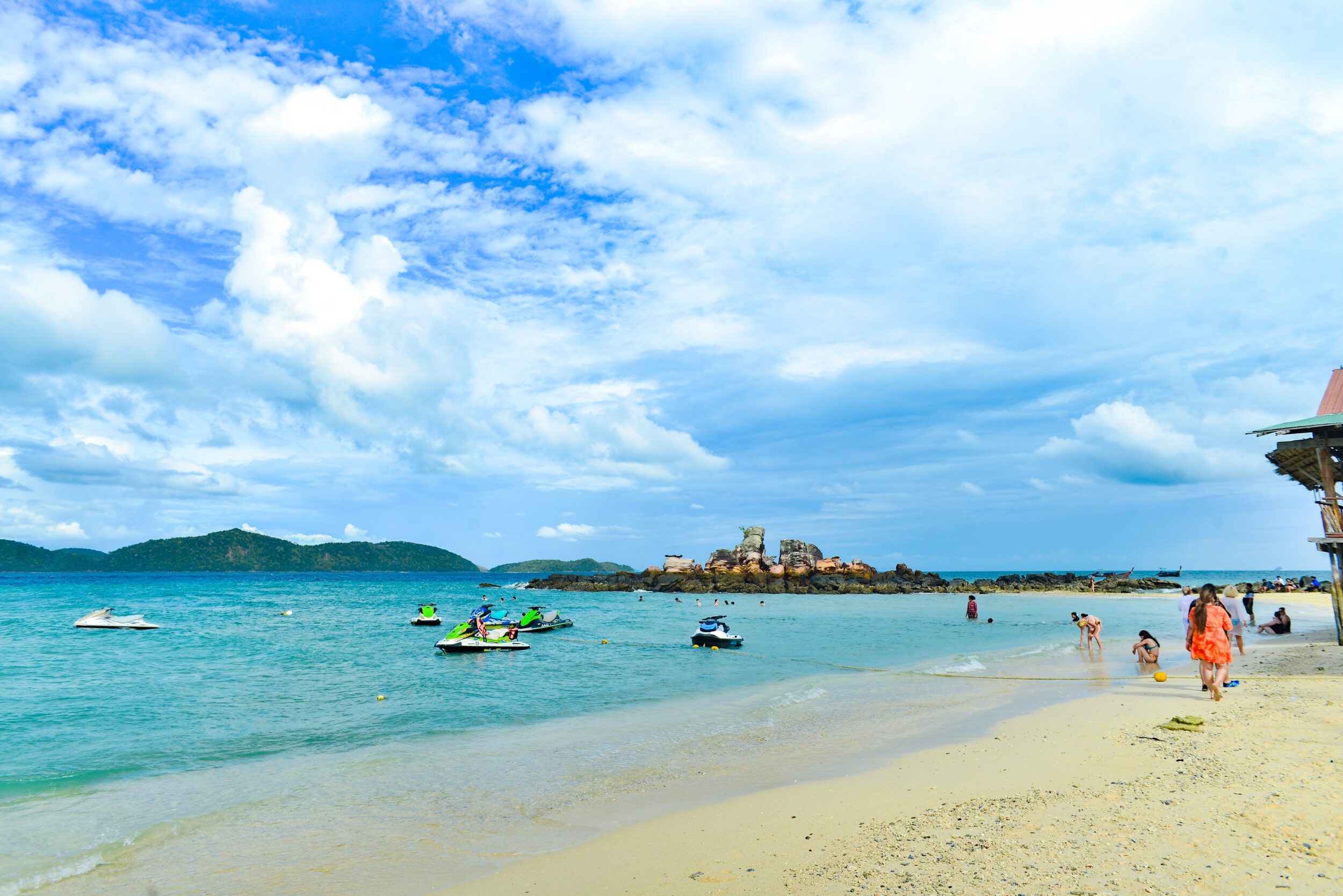 Lazy Phi Phi Catamaran