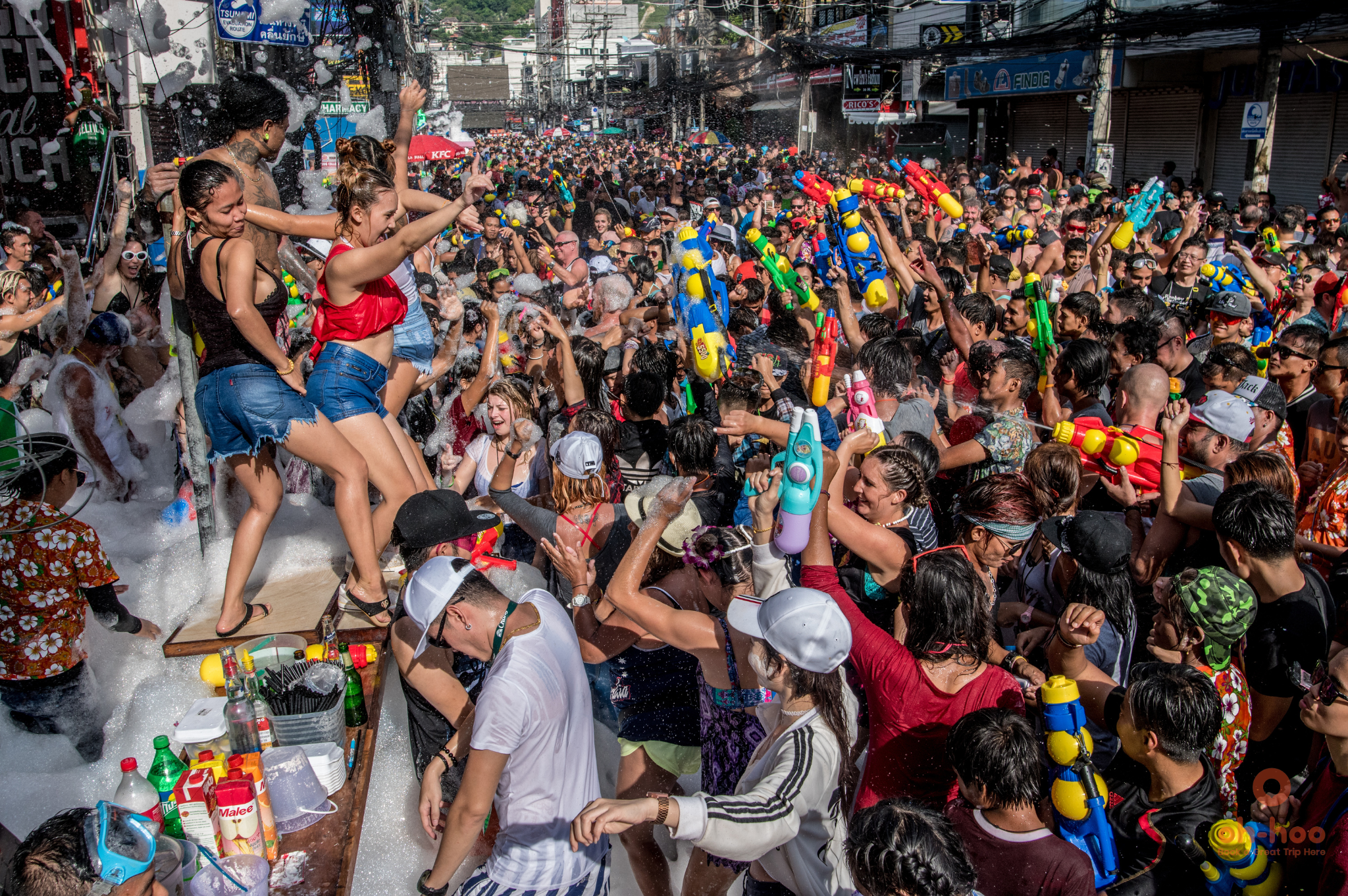Songkran Festival Tied in 5